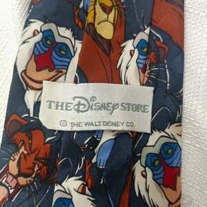 The Disney Store The Lion King 100% Silk Necktie Tie Vtg Mufasa Scar Zazu Rafiki